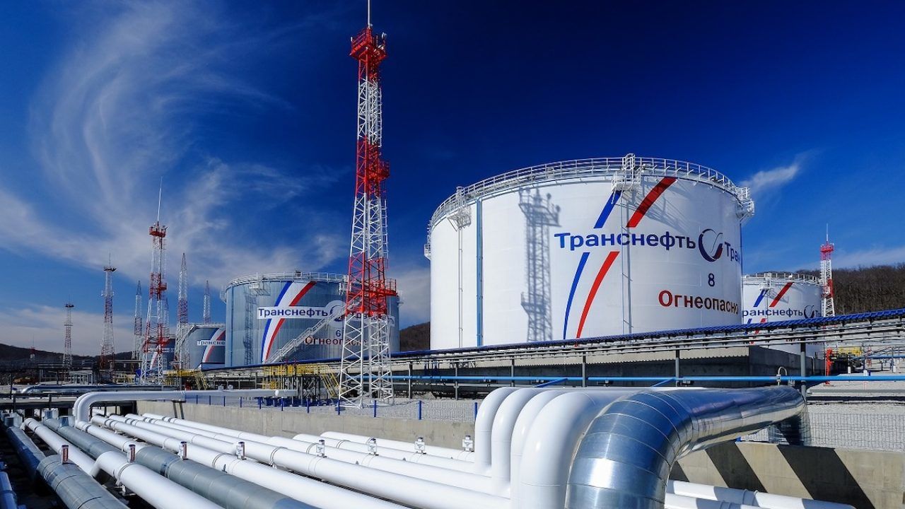 Лукашенко "обескровил" белорусскую "дочку" российской "Транснефти"