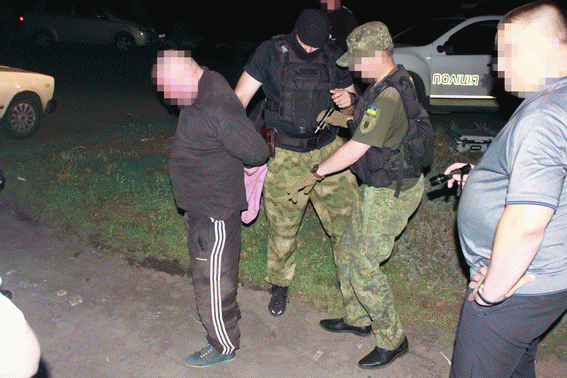 На Луганщине полицейские предотвратили заказное убийство