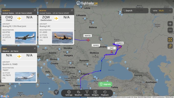 США подняли в небо над Украиной военную авиацию: два спецборта ВВС двигаются в сторону границы с РФ 3