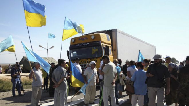 ФСБ открыла уголовное дело против лидера блокады Крыма