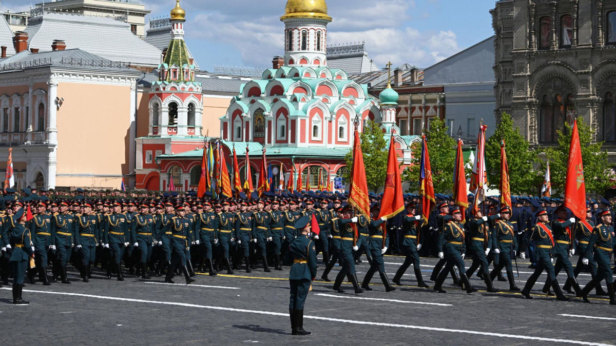"Полный провал", – Бутусов назвал кремлевский "парад победы" 2023 самым слабым в истории