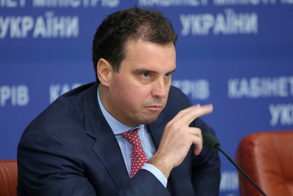 Большой скандал в БПП: после конфликта с Игорем Кононенко министр Абромавичус  подал в отставку