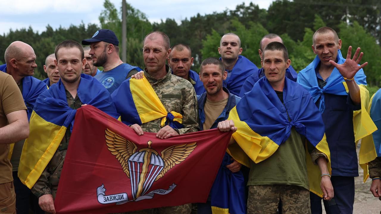 Обмен пленными в формате 1000 на 1000: в Украину вернулись еще 307 защитников