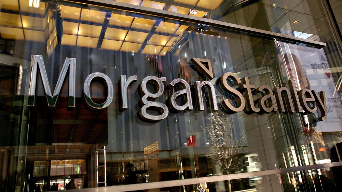 Санкции могут снять в первые два года президентства Трампа - банк Morgan Stanley о снятии санкций с России