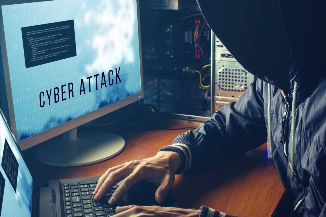 РФ атакует чиновников, военных и журналистов США в Signal, тысячи жертв - ФБР