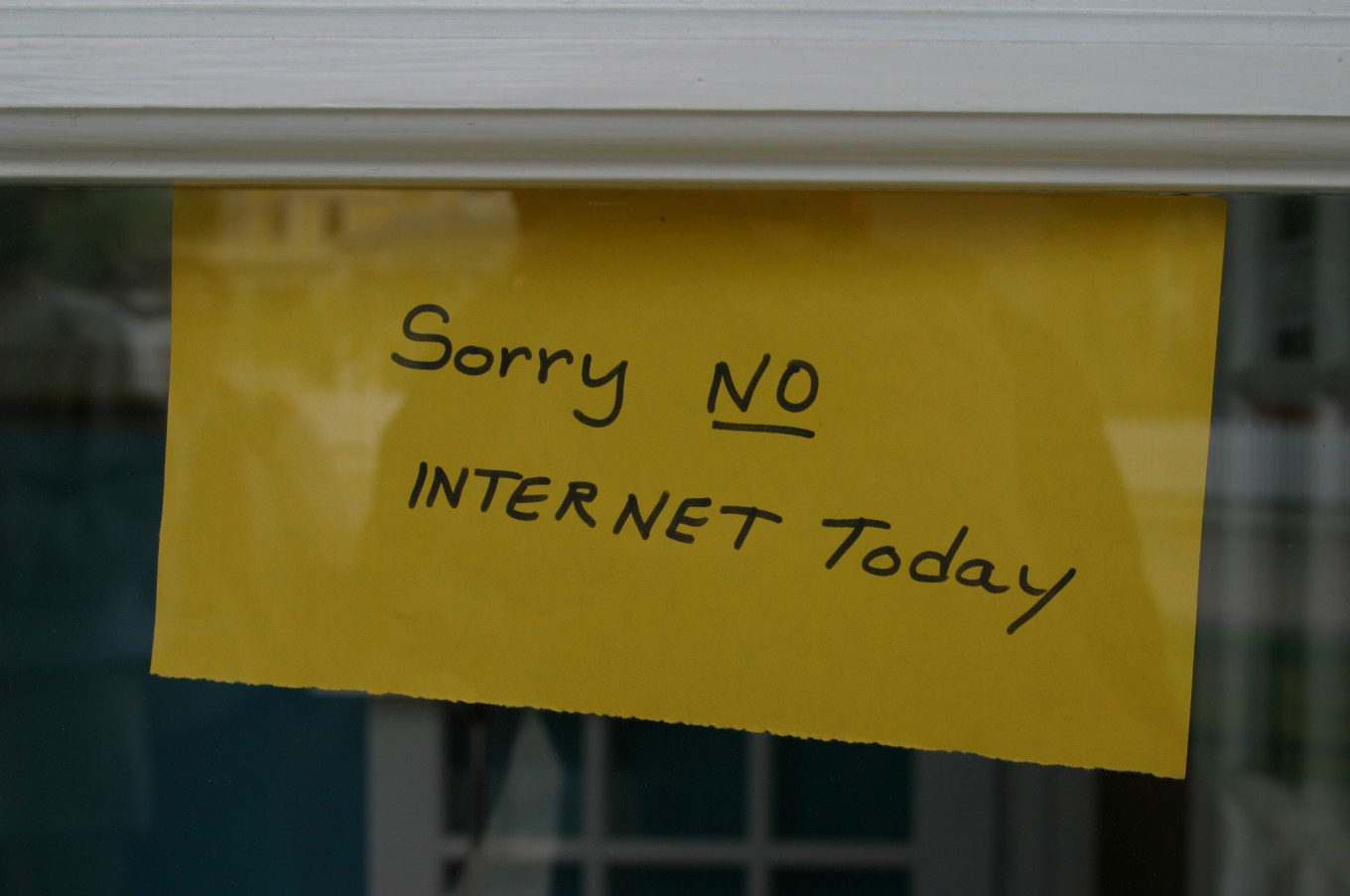 Из-за энергоблокады в Крыму сильно пострадали пользователи Интернет