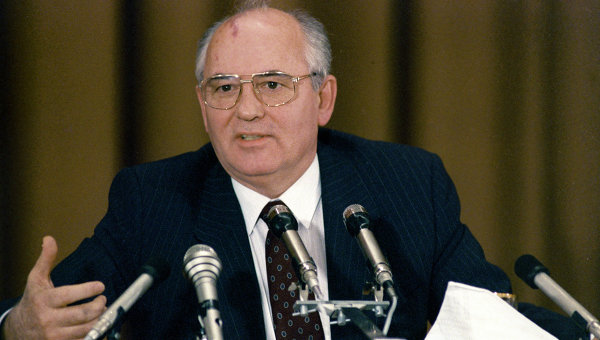 Горбачев: Мир на востоке Украины выглядит очень хрупким