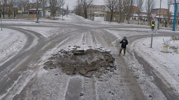 ​Очевидцы: в Донецке началось какое-то безумие. Очень сильно гремит в центре