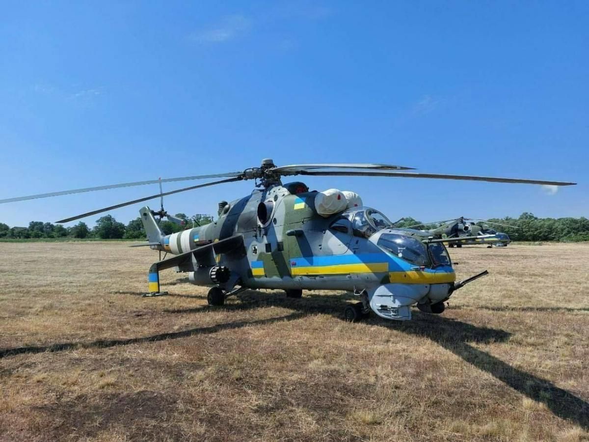 ​Кремль дважды атаковал аэродром Миргород: в Forbes озвучили потери в рядах ВС ВСУ