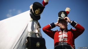 Принц Чарльз откроет памятник погибшим при Ватерлоо, - ВВС