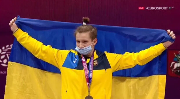 Гимн Украины звучал в Москве: наша Камила Конотоп выиграла сразу три "золота" в России, кадры