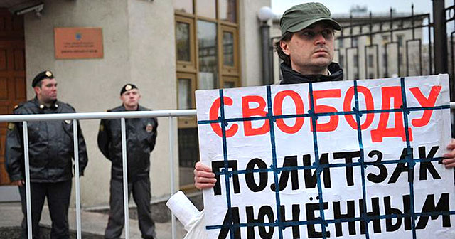 Более 100 обращений и 200 нот протеста: Украина не останавливается в борьбе за своих граждан, которых захватил в плен Кремль и его пособники