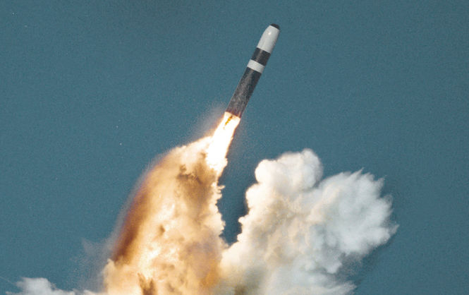 "Время, когда нужна деэскалация, а не провокация", - в НАТО прокомментировали запуск баллистической ракеты КНДР