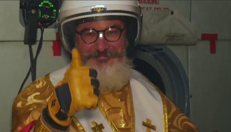 Помогли Святому Николаю: Армейская авиация ВСУ показала трогательное видео