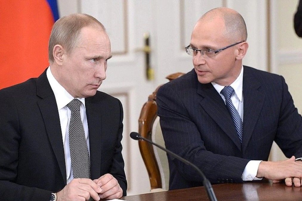 Махач за престол в Кремле начался официально - валят главного претендента в преемники Путина