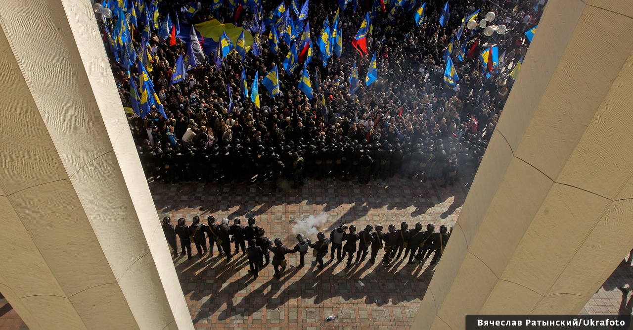 СМИ: Над Украиной нависла угроза третьего "Майдана"