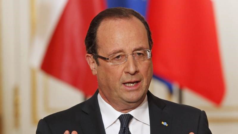 Олланд вновь собирает руководство Франции на совещание из-за серии терактов