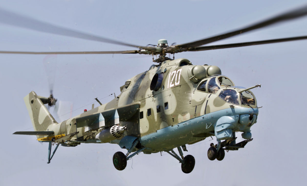 ​Бойцы ВСУ уничтожили вертолет "Ми-24" и 12 танков противника: отчет Генштаба за сутки