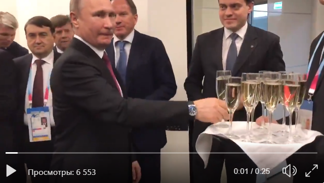 Видео Путина с шампанским вызвало громкий скандал в России: соцсети возмущены произошедшим в Саратове