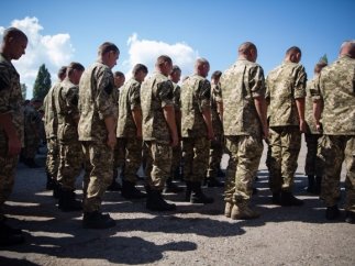 Призыв в армию в Украине продлен