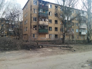 В ДНР заявили о значительном разрушении микрорайона "Октябрьский" в Донецке