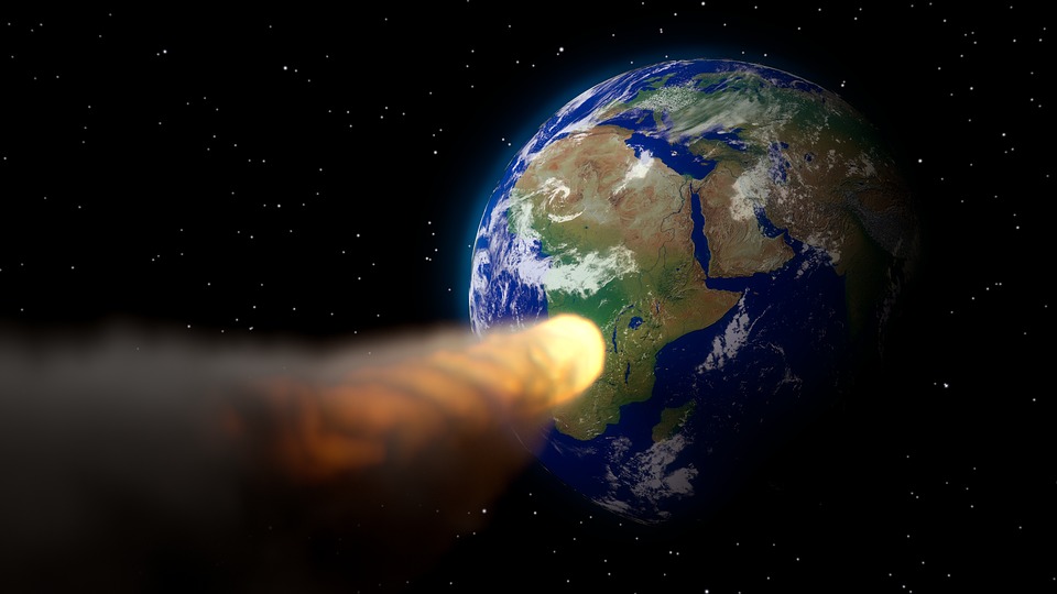 Смертельно опасный астероид приближается к Земле: его падение вызовет разрушительные цунами и гибель миллионов