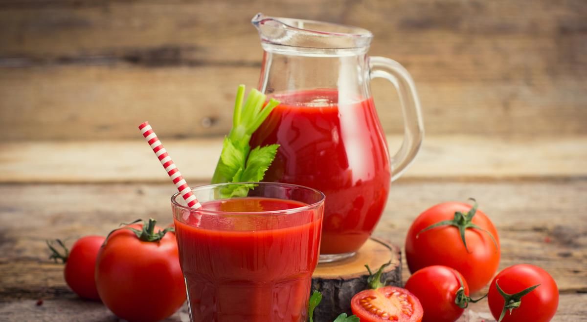 Правда ли, что томатный сок полезен для работы кишечника: главные плюсы помидоров