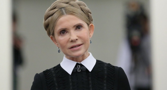 Соцсети взорвала игра, в которой нужно лопатой отбиться от Тимошенко: видео поразило Сеть