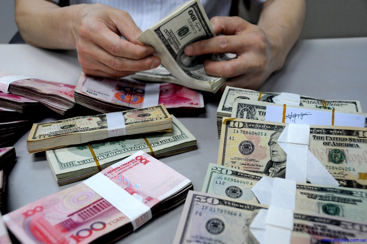 НБУ: началось укрепление курса гривны по отношению к иностранной валюте