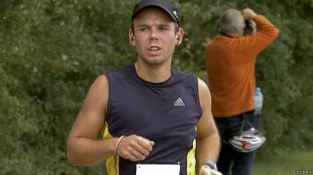 Пилот Любиц часто летал на планере над местом где разбился А320