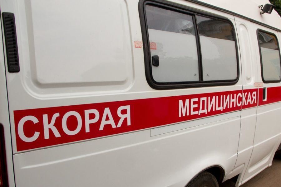 В Запорожье на медиков напали родственники умершего: работникам скорой пришлось спасаться бегством