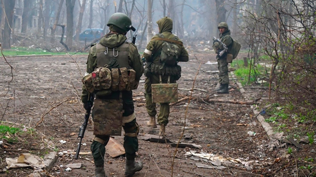 Возле Мариуполя замечена необычная активность российских войск