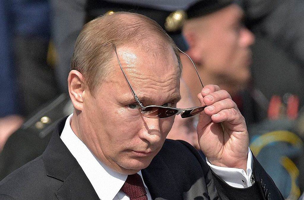 ​Визит человека Путина в захваченный Луганск: эксперт назвал причины активности Кремля