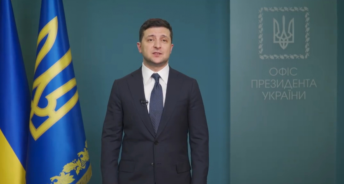Зеленский подал декларацию за 2019 год: многомиллионные доходы, дорогие часы и собственность за границей