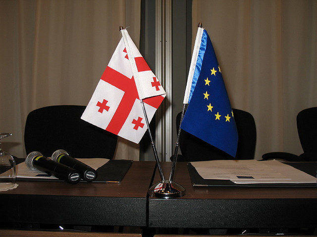 Официально: Совет ЕС ввел безвизовый режим для Грузии