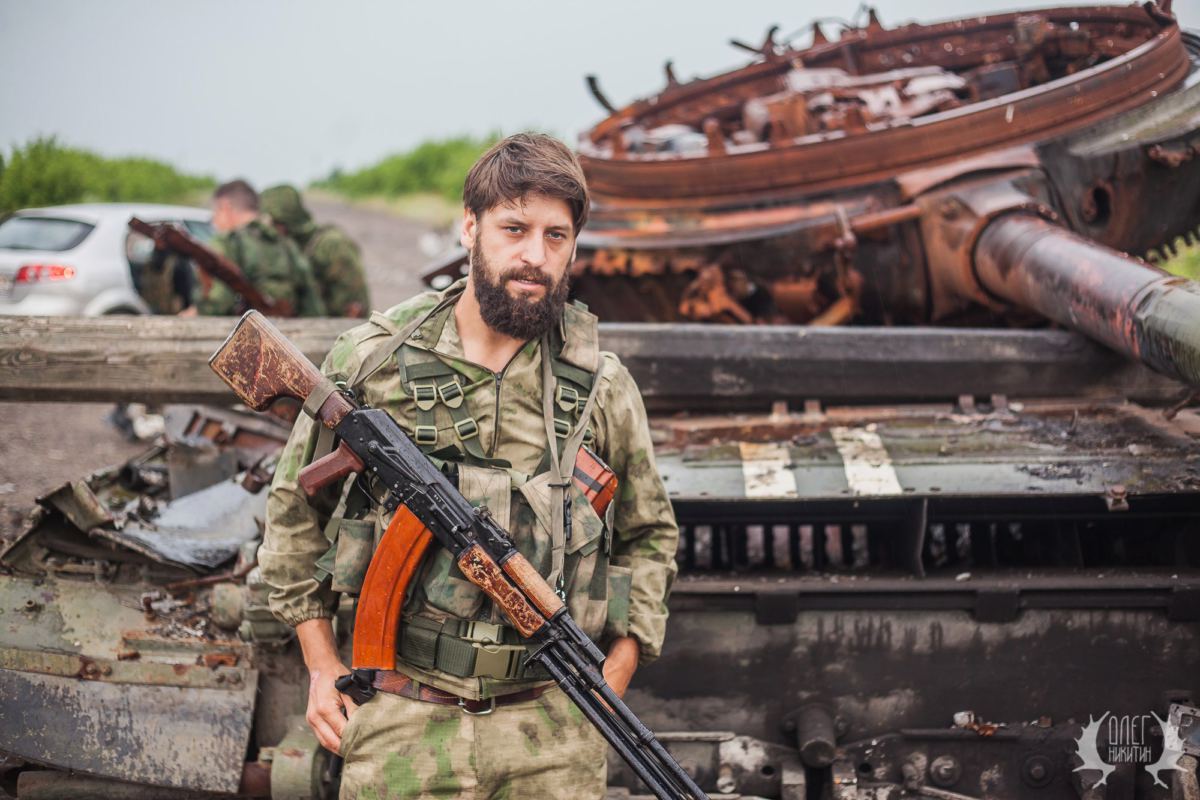 ​Три месяца на подвале “ДНР”: российские волонтеры обвиняют Захарченко в рейдерстве и устранении конкурентов