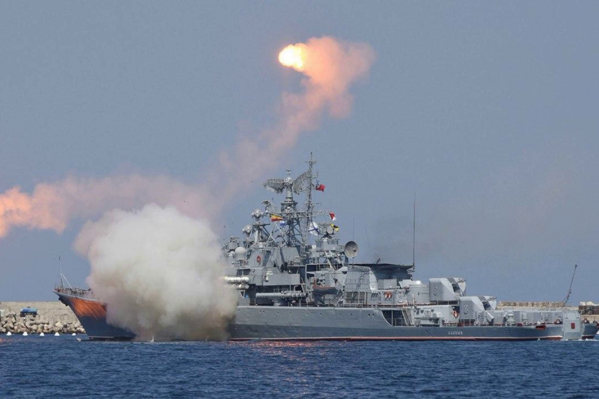 ​Россия атаковала украинское судно в Азовском море - Кремль идет на обострение