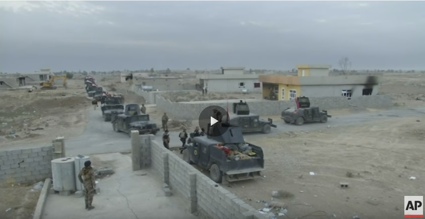 Появилось свежее видео, как иракские войска со стрельбой и смехом входят в Мосул (кадры)