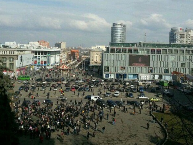 В Днепропетровске собирается митинг в поддержку люстрации. Возможны провокации