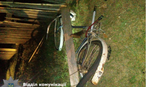 Ужасная авария на Ровенщине: водитель элитного авто сбил пожилую женщину на велосипеде