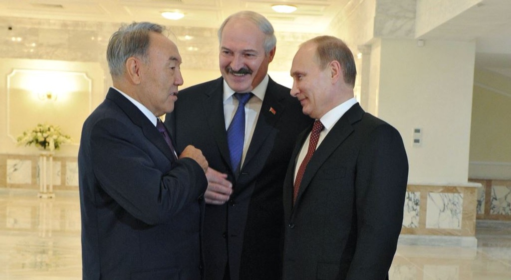 Путин, Лукашенко и Назарбаев проводят встречу по Украине в Астане