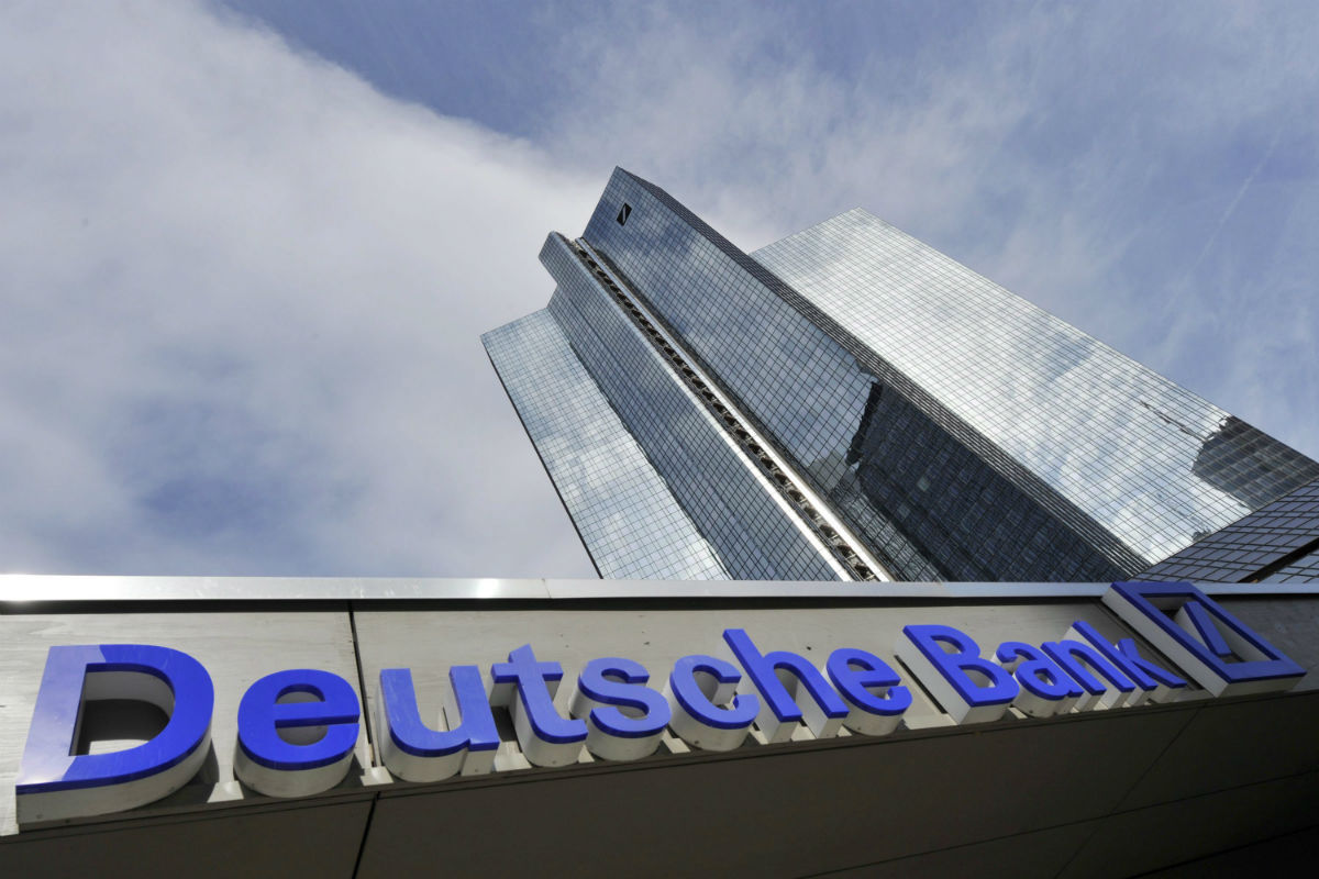 Крупнейший банк мира Deutsche Bank полностью прекращает работу с Россией