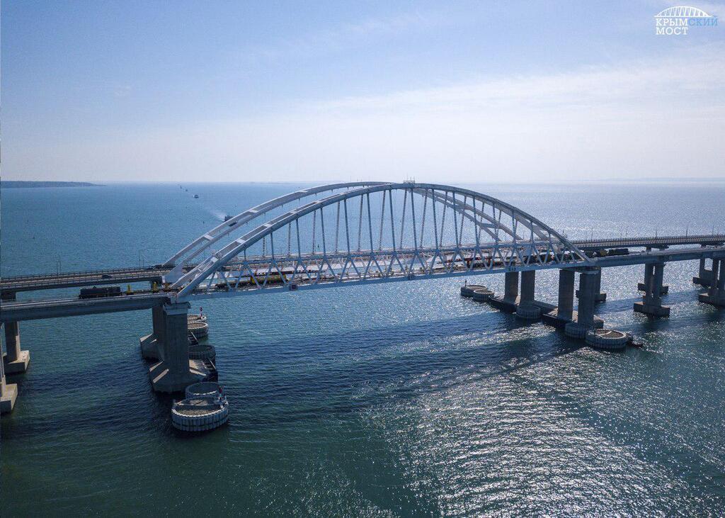 Крымский мост обречен: в России предрекли крах главного проекта Путина
