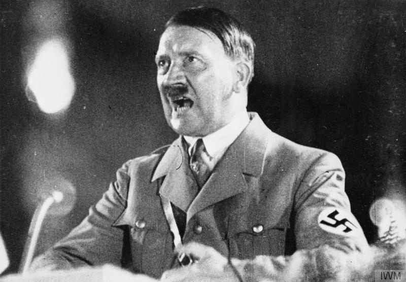 "Новый мировой порядок" Адольфа Гитлера: найдена секретная книга кровавого фюрера, которая "взорвет" всю планету