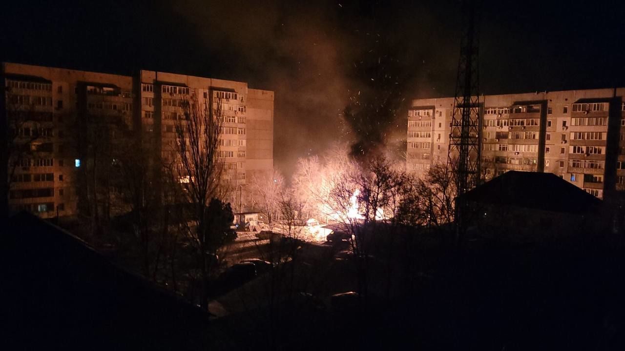 Оккупанты устроили мощный обстрел Николаева – в городе пожары