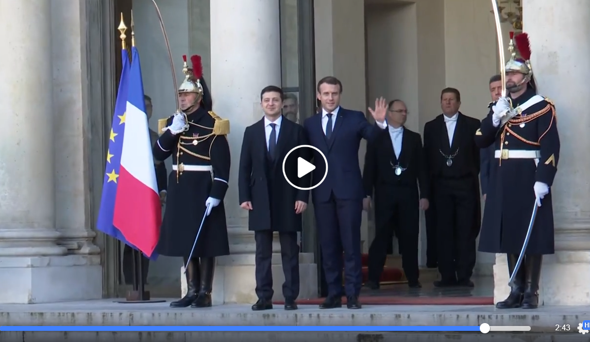 Российские журналисты "испортили" встречу Зеленского и Макрона в Париже: что произошло - видео