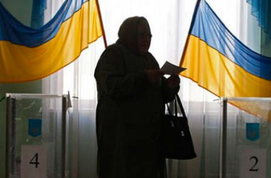 ЦИК: В Украине к полудню проголосовало около 18% избирателей