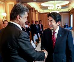 Порошенко благодарен Японии за кредит в 1,5 млрд долларов: это поможет финсистеме Украины