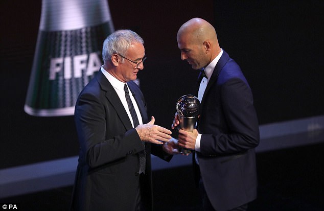 Кто стал на этот раз самым успешным футбольным тренером в мире: FIFA определила лучшего наставника за 2017 год