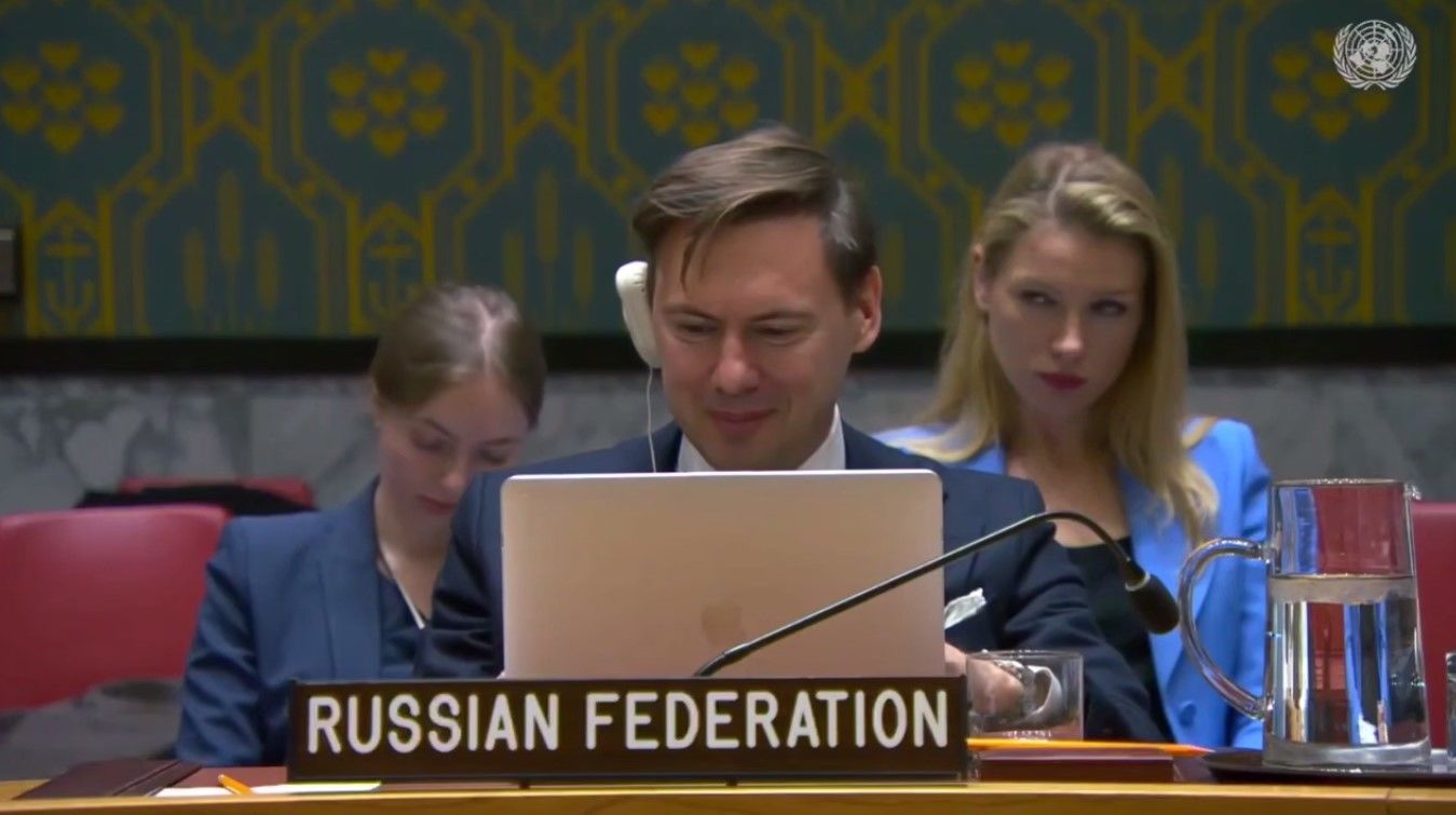 Представитель РФ смеялся на глазах у всего мира во время рассказа в ООН о преступлениях россиян против украинских детей